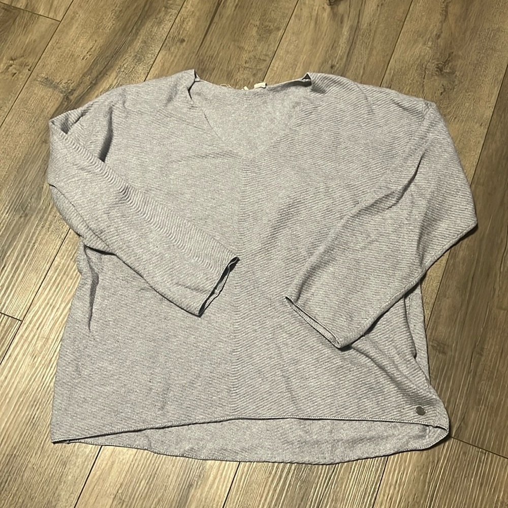 Women’s Sweater